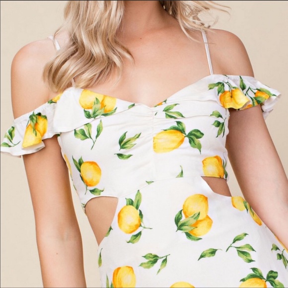 Honey Punch Lemon print sundress - Picture 4 of 4